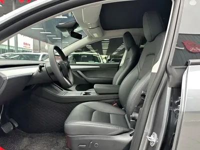Tesla Model Y 2024, 35000 км, за 27276.09 USD - фото 8