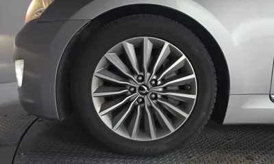 Hyundai Equus 2014, 189556 км, за 4923.2 USD