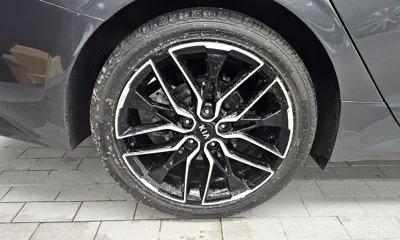 Kia K5 2020, 84726 км, за 9904.19 USD