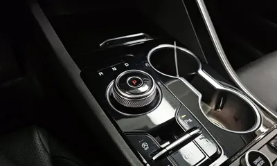 Kia K5 2020, 84726 км, за 9904.19 USD - фото 9
