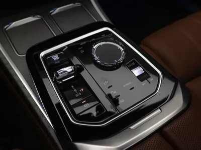 BMW 7-Series 2023, 44950 км, за 59464.81 USD - фото 10