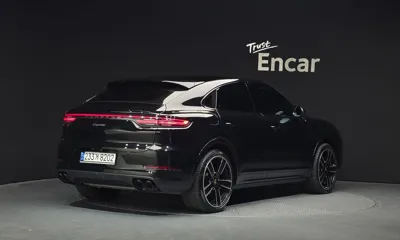 Porsche Cayenne 2023, 37717 км, за 71442.48 USD