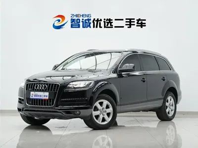 Audi Q7 · 2010 год