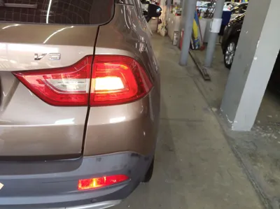 Brilliance V3 2017, 40100 км, за 4519 USD - фото 7