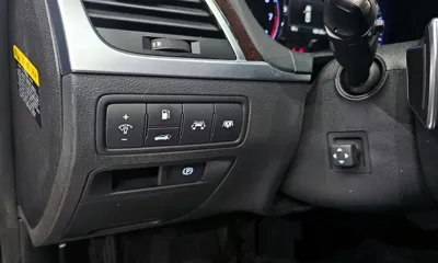 Hyundai Genesis 2016, 188139 км, за 6502.89 USD - фото 14