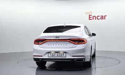 Hyundai Grandeur 2018, 113139 км, за 9295.97 USD