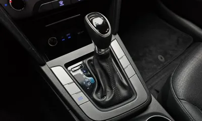 Hyundai Avante 2016, 176086 км, за 4012.17 USD - фото 9