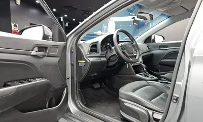 Hyundai Avante 2016, 176086 км, за 4012.17 USD - фото 10