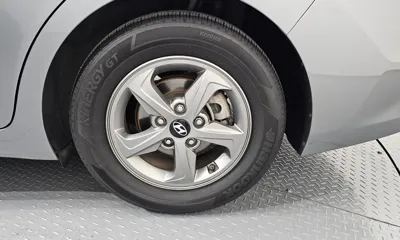 Hyundai Avante 2016, 176086 км, за 4012.17 USD - фото 21