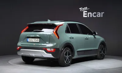 Kia Niro 2022, 84072 км, за 12871.35 USD - фото 2
