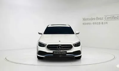 Mercedes-Benz E-Class 2022, 18487 км, за 26002.72 USD