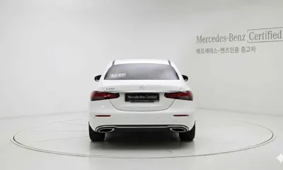 Mercedes-Benz E-Class 2022, 18487 км, за 26002.72 USD