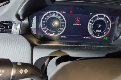 Land Rover Discovery Sport 2020, 31700 км, за 18776 USD - фото 12