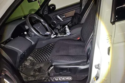 Land Rover Discovery Sport 2020, 31700 км, за 18776 USD - фото 15