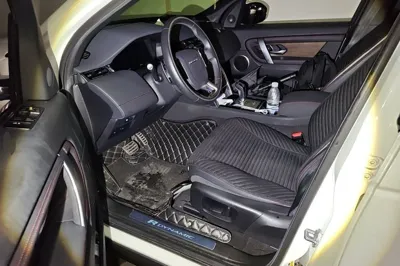 Land Rover Discovery Sport 2020, 31700 км, за 18776 USD - фото 16
