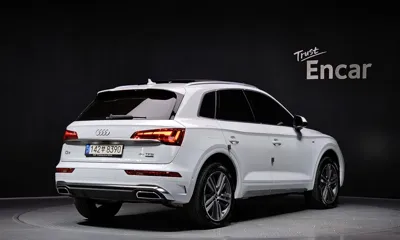 Audi Q5 2022, 47378 км, за 24894.89 USD