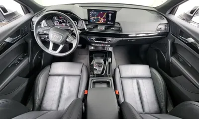 Audi Q5 2022, 47378 км, за 24894.89 USD - фото 7