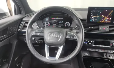 Audi Q5 2022, 47378 км, за 24894.89 USD - фото 13