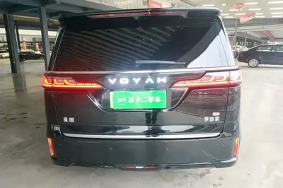 Voyah Dream 2026, 15800 км, за 44901 USD