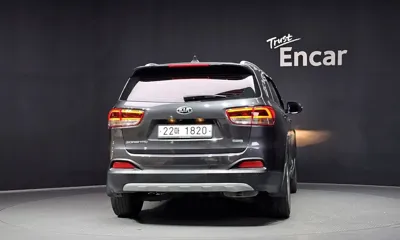 Kia Sorento 2015, 210508 км, за 4680.49 USD