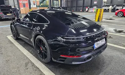 Porsche 911 2023, 9700 км, за 125536.82 USD
