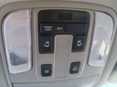 Kia Canival 2019, 212700 км, за 5844.11 USD - фото 9