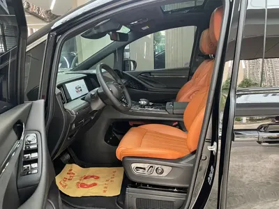 GAC Motor Trumpchi E9 2024, 39000 км, за 27848.69 USD - фото 9