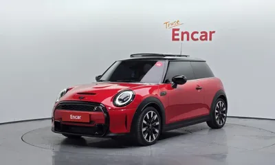 MINI Cooper · 2023 год
