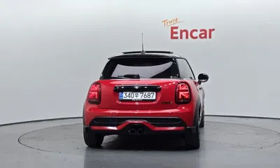 MINI Cooper 2023, 39103 км, за 15719.55 USD