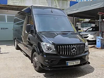 Mercedes-Benz Sprinter 2017, 92752 км, за 27887.92 USD
