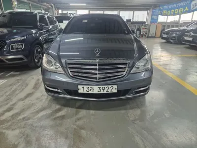 Mercedes-Benz S-Class · 2010 год