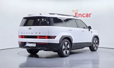 Hyundai Santafe 2024, 45327 км, за 26296.66 USD