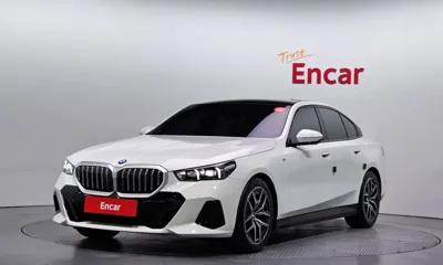 BMW 5-Series · 2024 год