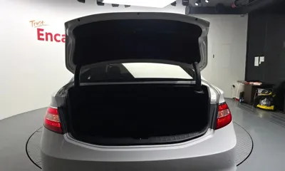 Hyundai Grandeur 2015, 88827 км, за 6236.05 USD - фото 29