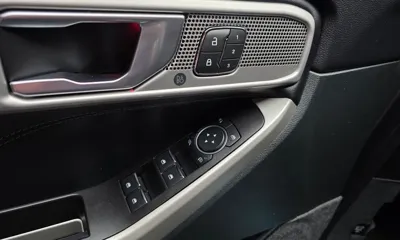 Ford Explorer 2021, 59387 км, за 18708.15 USD - фото 30