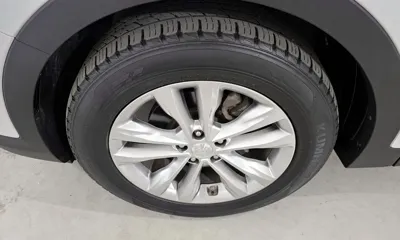 Hyundai Santafe 2016, 179334 км, за 5842.2 USD