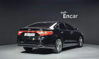 Hyundai Grandeur 2014, 178340 км, за 3443.71 USD