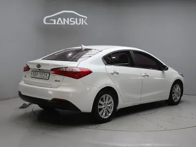 Kia K3 2015, 194251 км, за 2297.49 USD