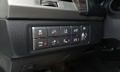 KG_Mobility_Ssangyong Rexton 2018, 134462 км, за 8977.37 USD - фото 16