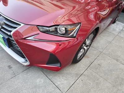 Lexus IS 2017, 151100 км, за 16314 USD - фото 2