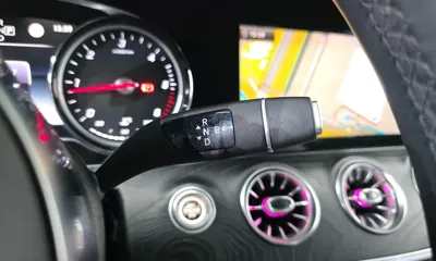 Mercedes-Benz E-Class 2019, 118659 км, за 14113.17 USD - фото 9