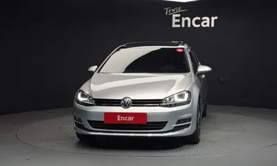Volkswagen Golf 2016, 232861 км, за 7936.2 USD