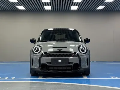 MINI MINI 2023, 18000 км, за 30955.74 USD
