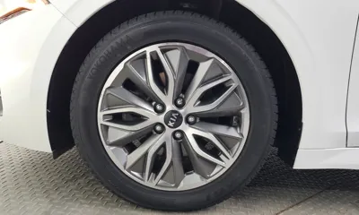 Kia K5 2020, 107527 км, за 13088.32 USD