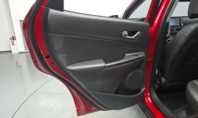 Hyundai Kona 2019, 91555 км, за 7811.08 USD - фото 25