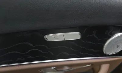 Mercedes-Benz E-Class 2018, 150886 км, за 11891.86 USD - фото 18