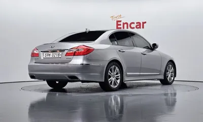 Hyundai Genesis 2012, 216884 км, за 2980.13 USD