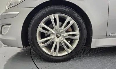 Hyundai Genesis 2012, 216884 км, за 2980.13 USD