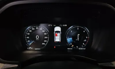 Volvo XC60 2019, 192578 км, за 11750.03 USD - фото 8