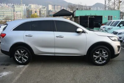 Kia Sorento 2015, 150443 км, за 7089.41 USD